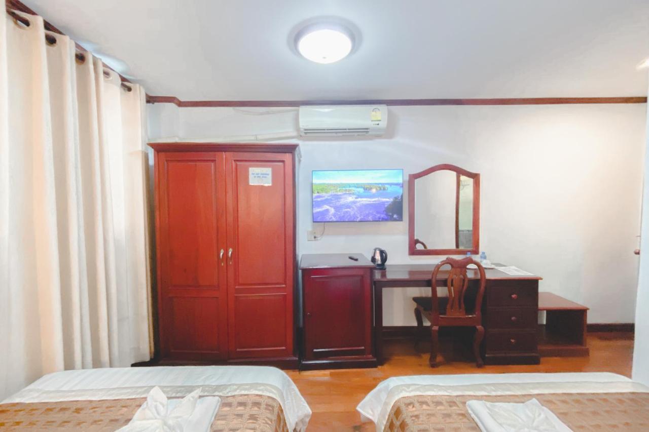 Khampiane Hotel Ban Nongdouang Exteriér fotografie